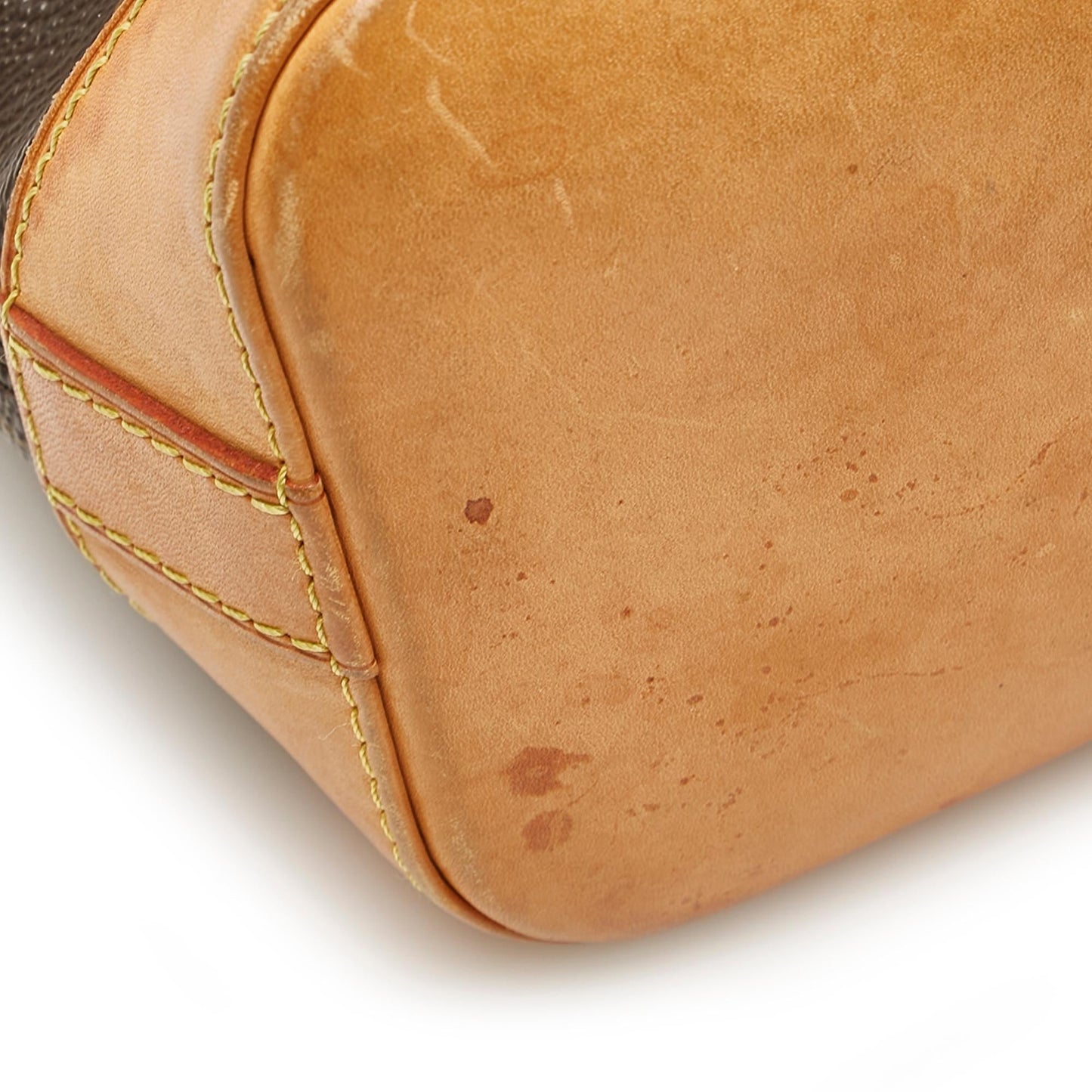 Louis Vuitton Monogram Lockit Vertical (SHG-wInPfB)