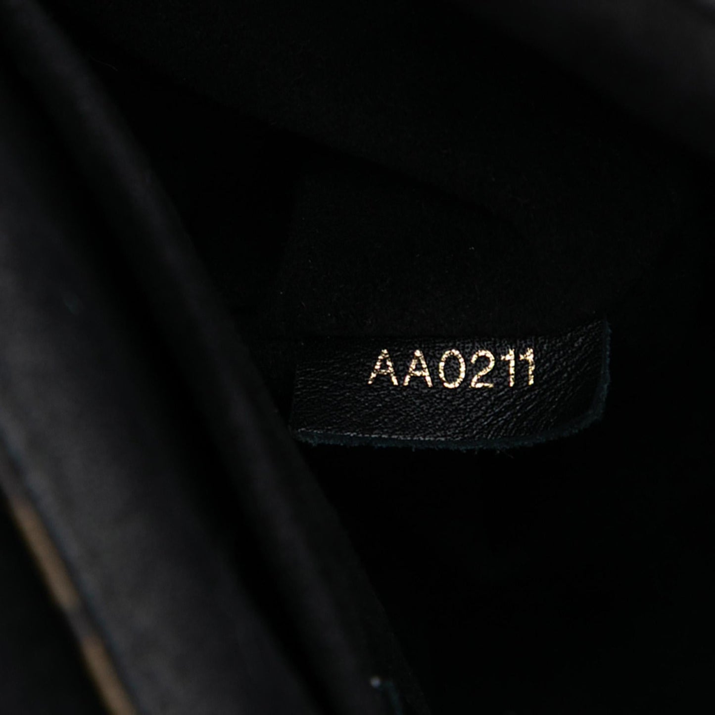 Louis Vuitton Monogram Locky BB