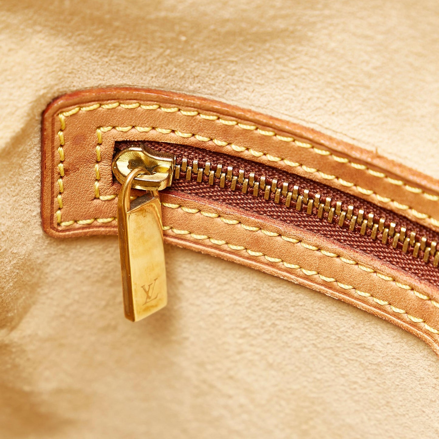 Louis Vuitton Monogram Looping GM (SHG-28536)