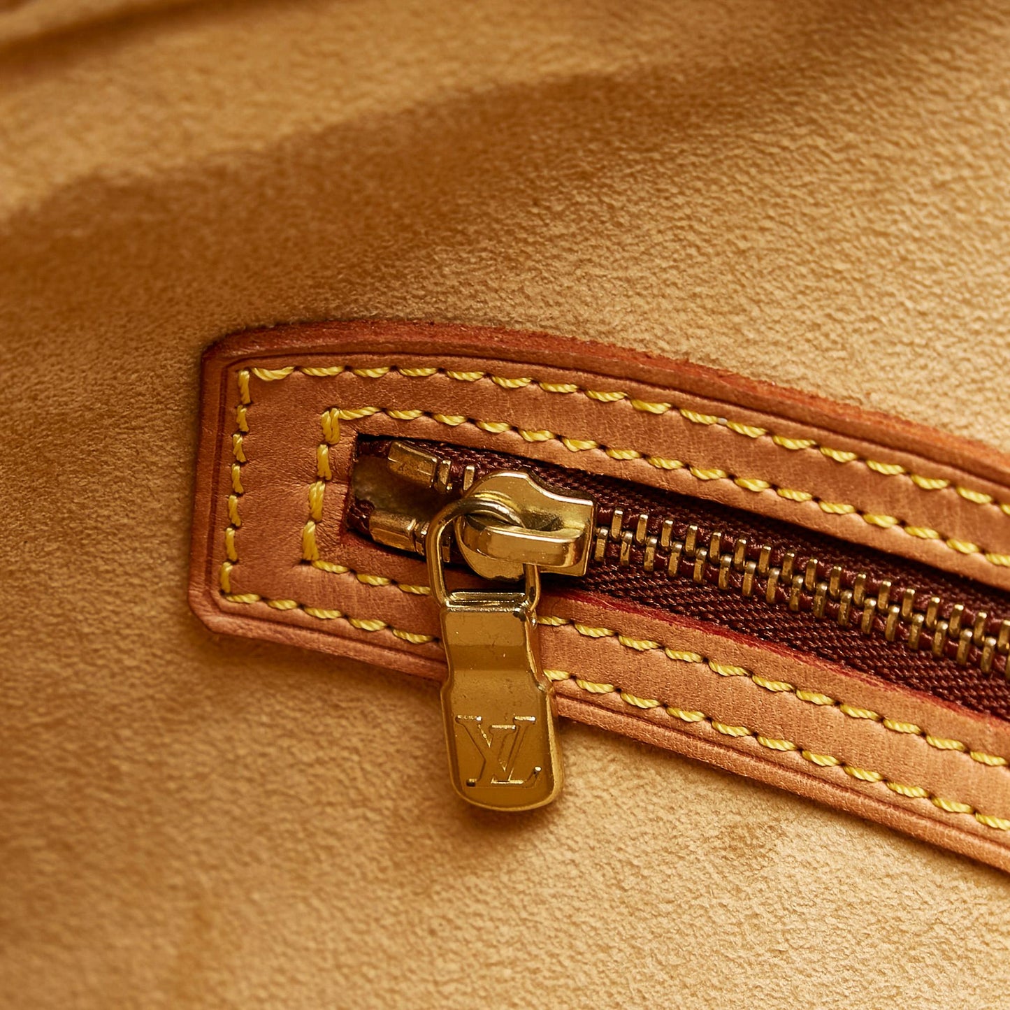 Louis Vuitton Monogram Looping GM (SHG-30032)