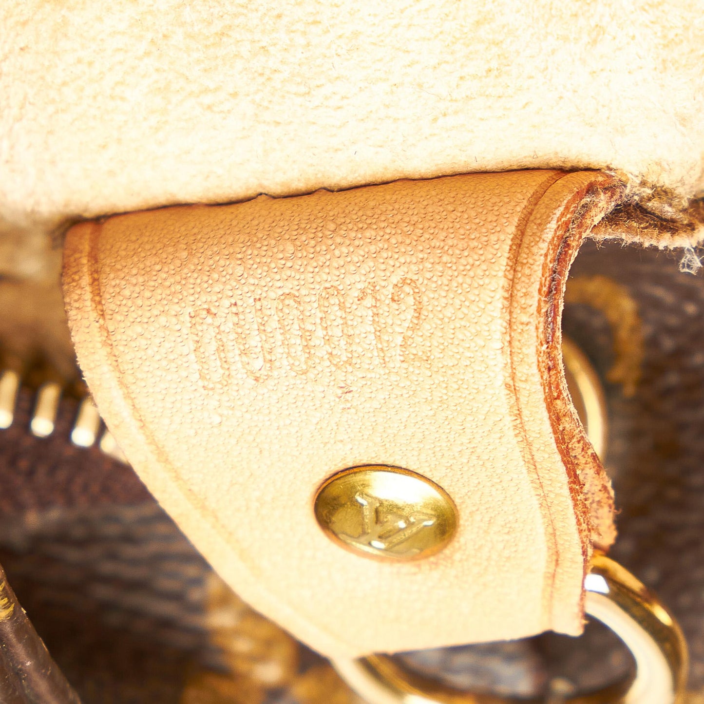 Louis Vuitton Monogram Looping GM (SHG-30395)