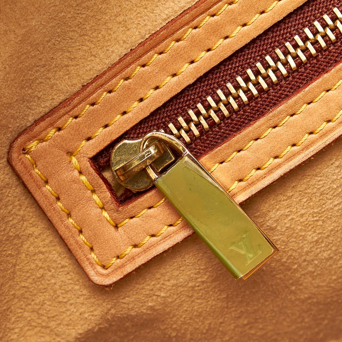 Louis Vuitton Monogram Looping GM (SHG-30819)