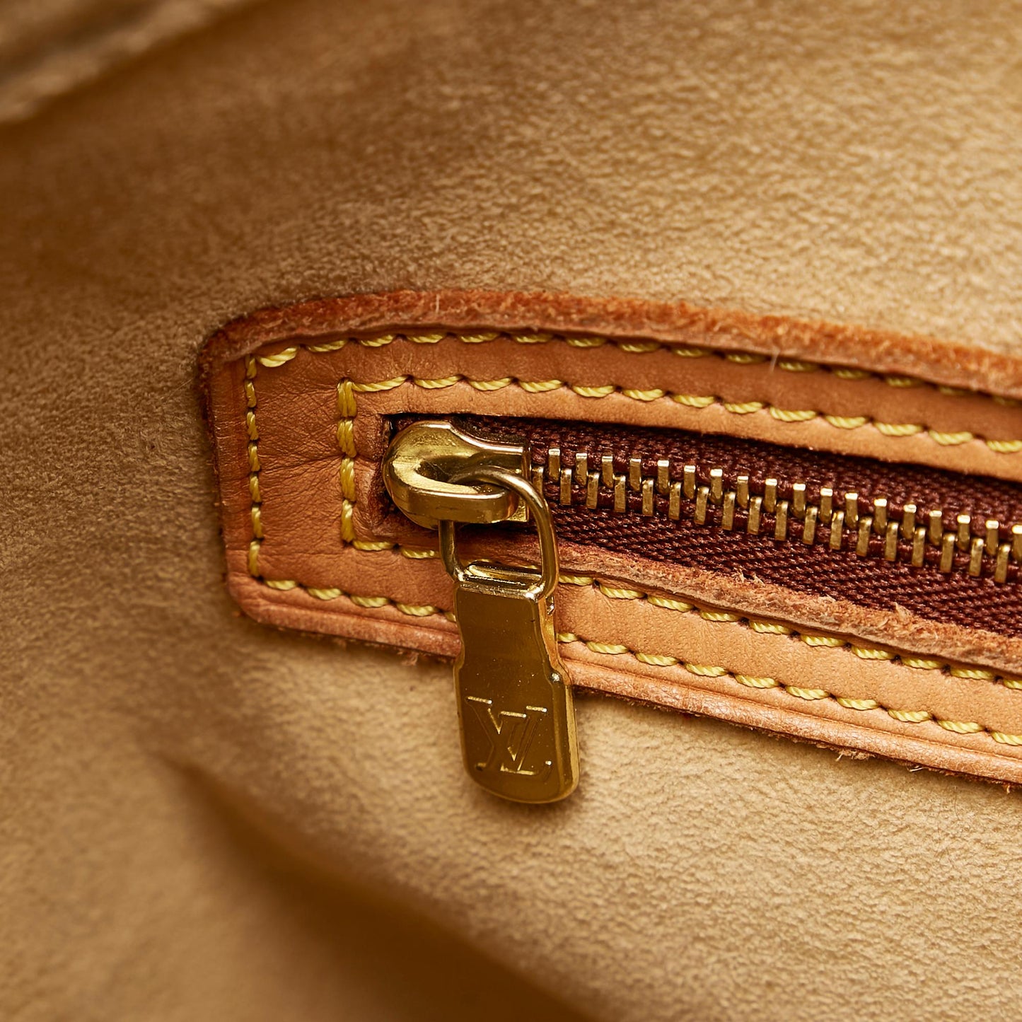 Louis Vuitton Monogram Looping GM (SHG-31100)