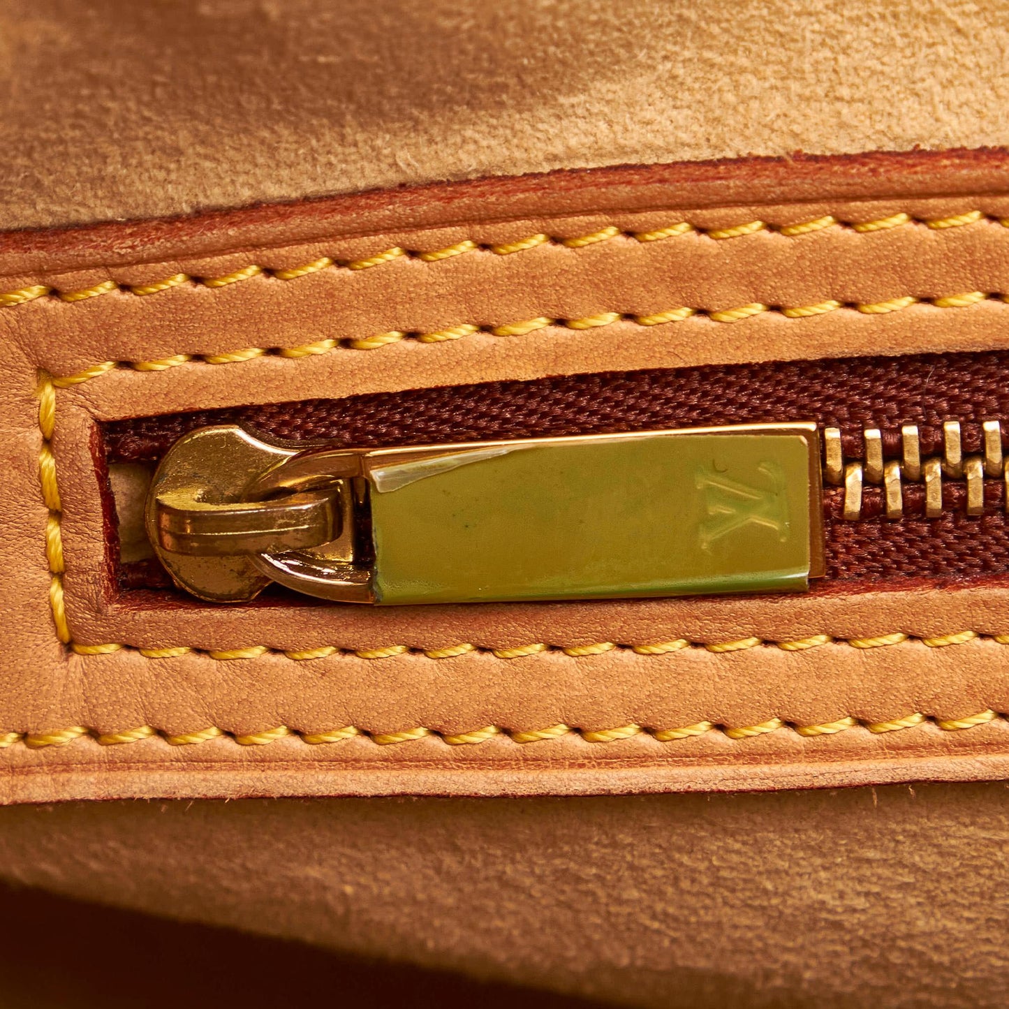 Louis Vuitton Monogram Looping GM (SHG-32295)