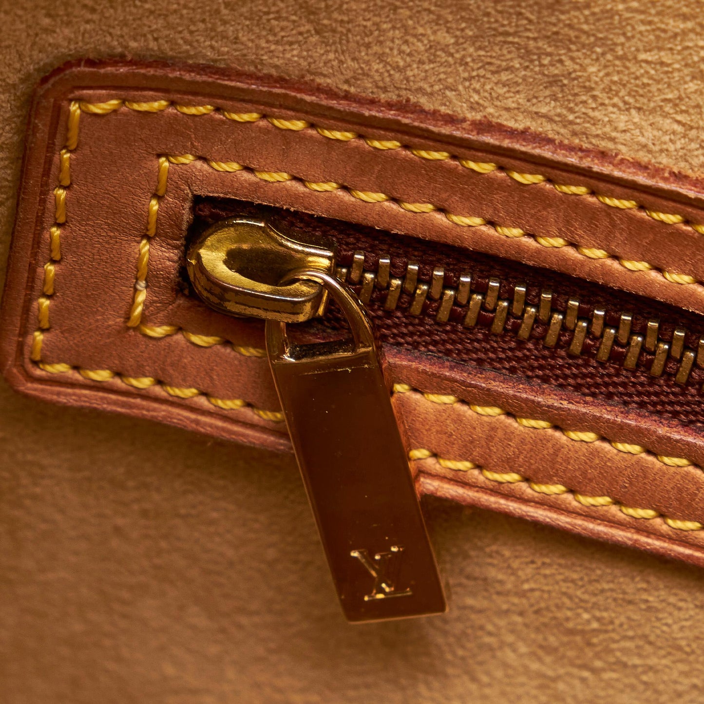 Louis Vuitton Monogram Looping GM (SHG-RoQDzZ)