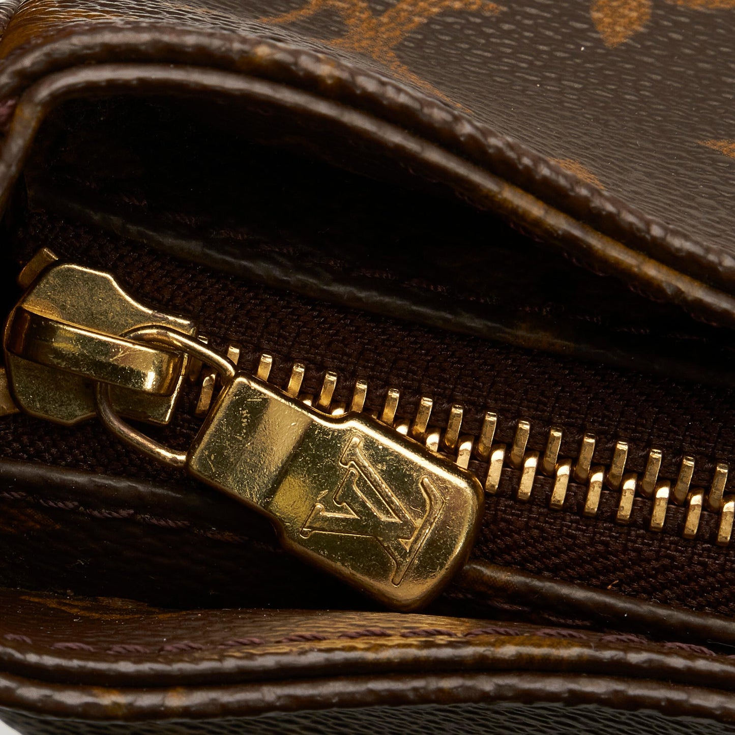 Louis Vuitton Monogram Looping GM (SHG-immFEe)