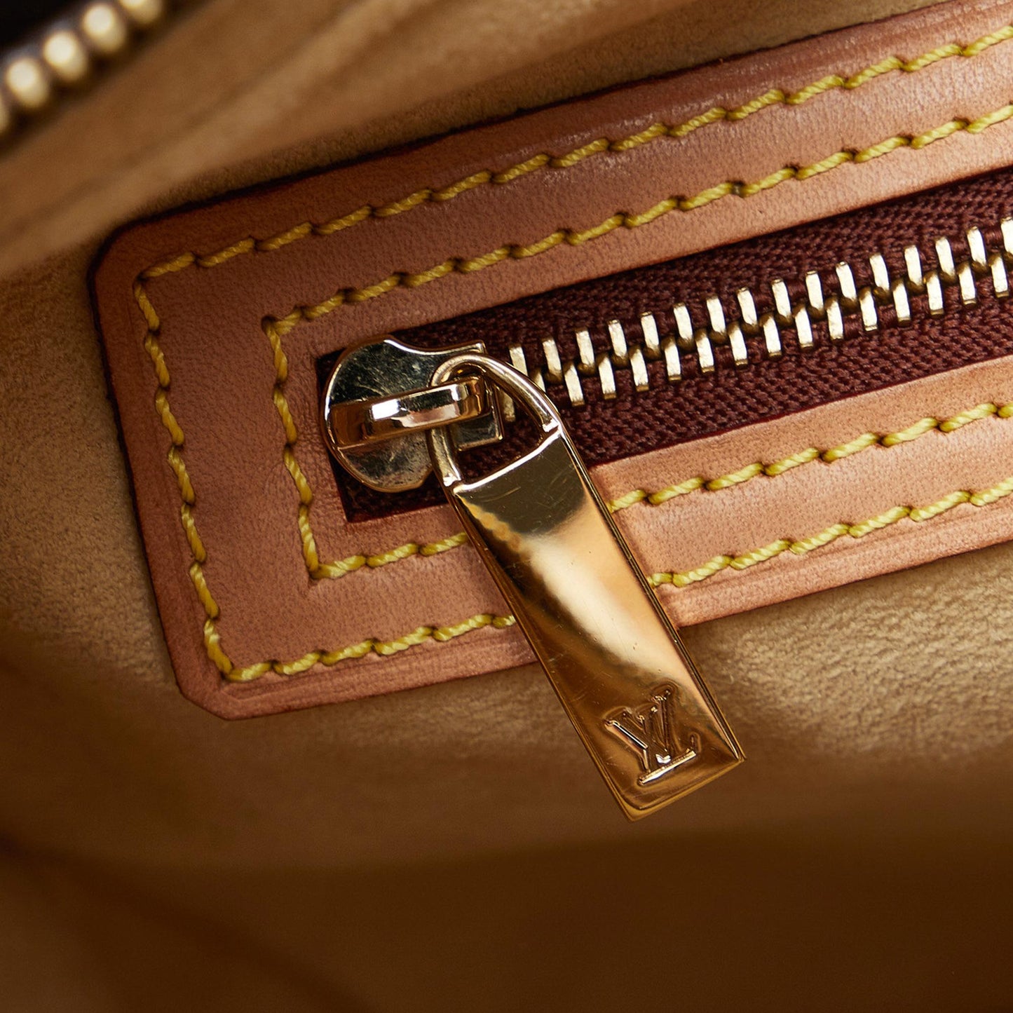 Louis Vuitton Monogram Looping GM (SHG-MUyDz2)