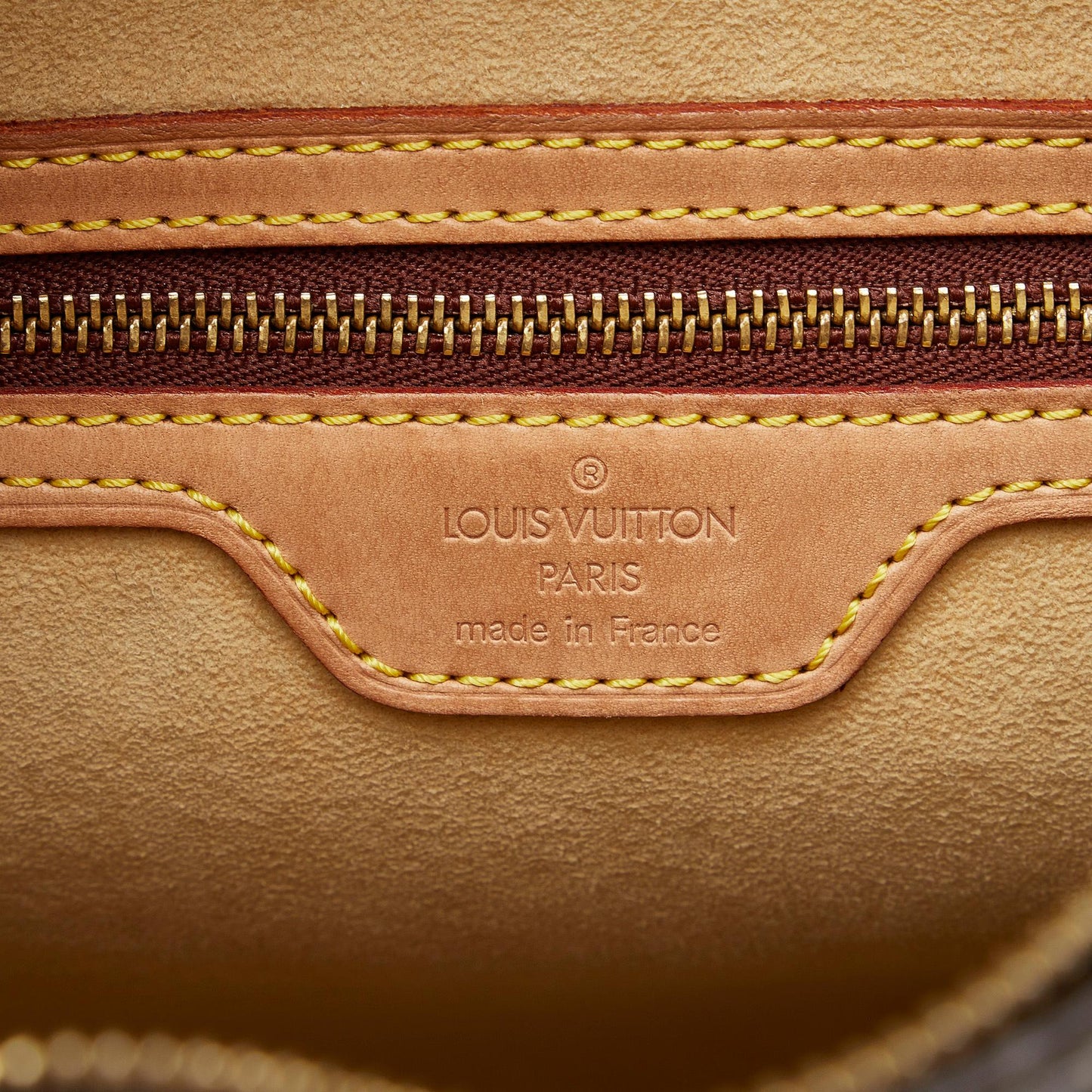 Louis Vuitton Monogram Looping GM (SHG-ItCyrv)