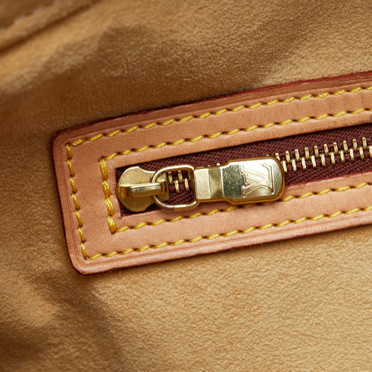 Louis Vuitton Monogram Looping GM (SHG-aWfWwl)