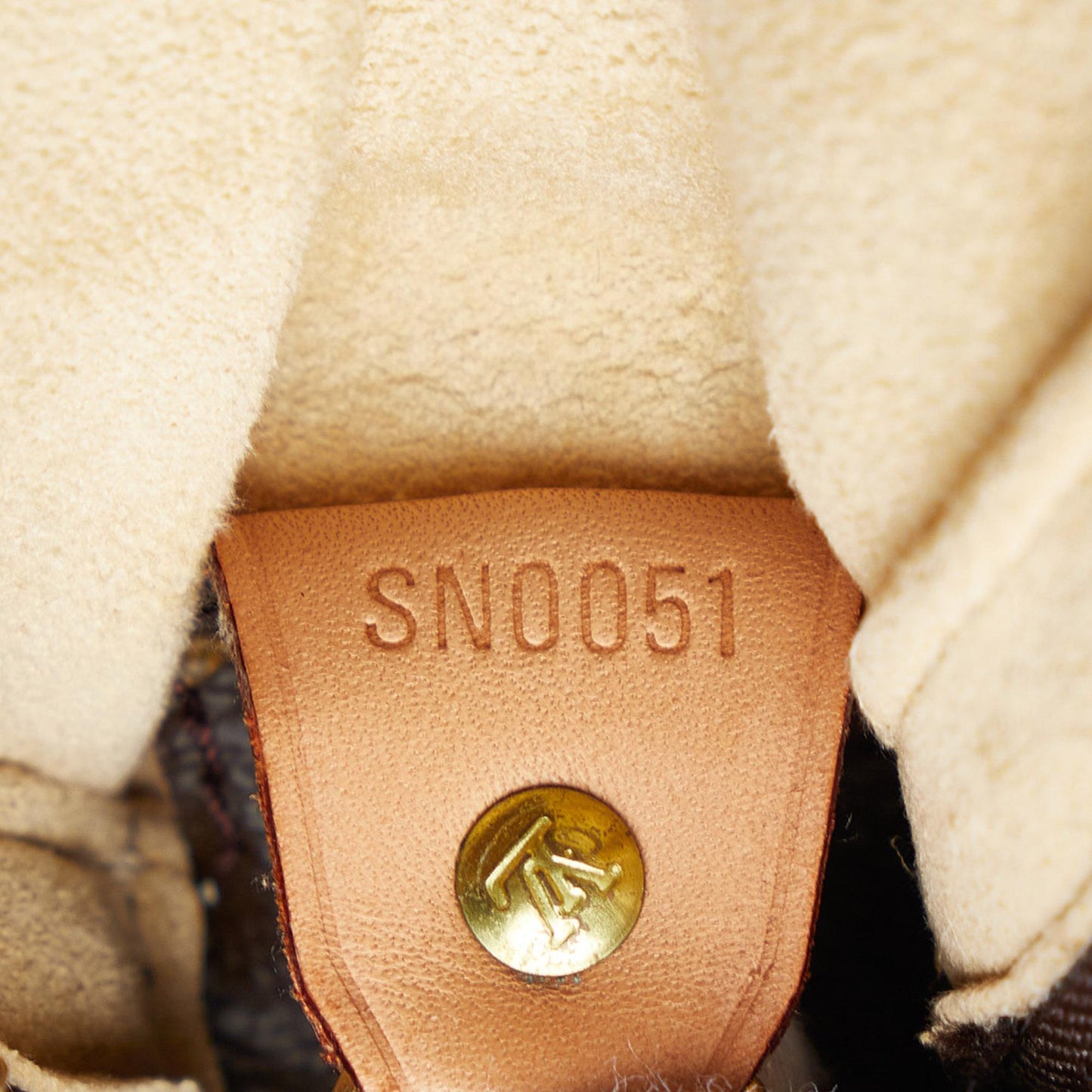Louis Vuitton Monogram Looping GM (SHG-tHWns8)