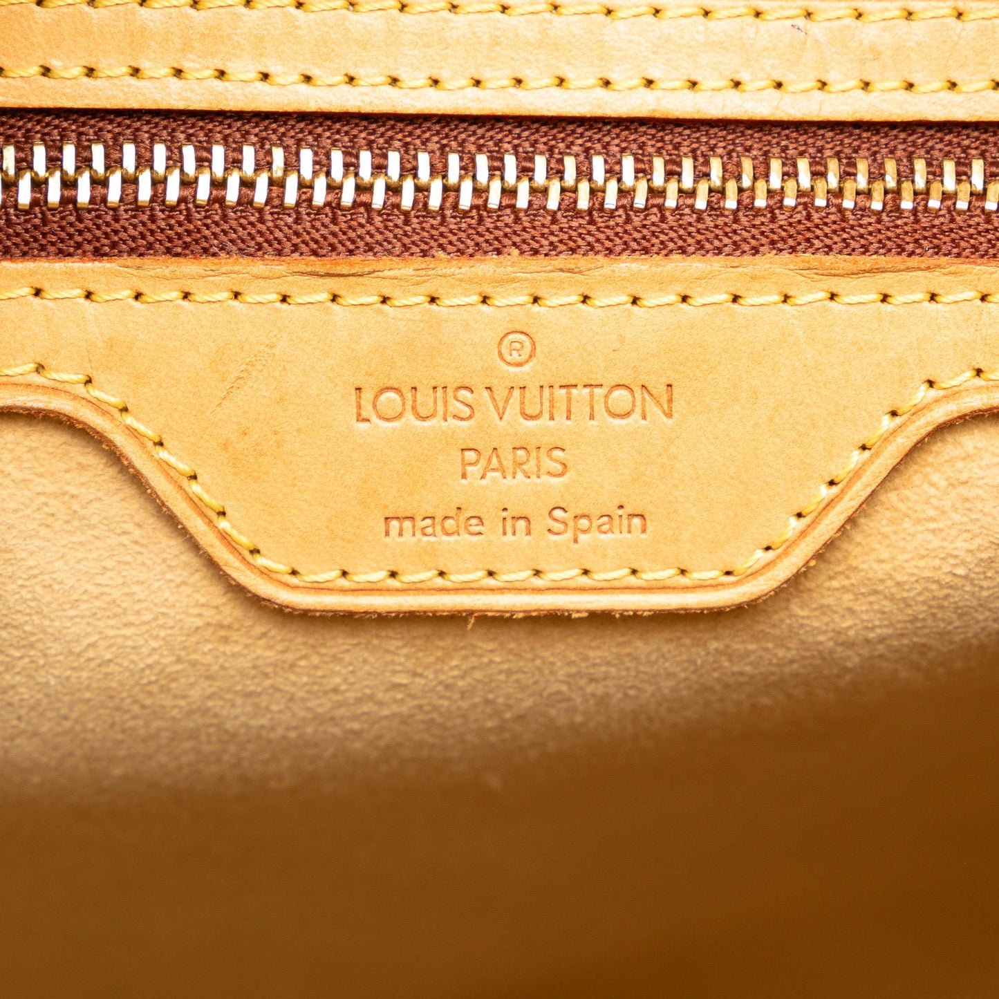 Louis Vuitton Monogram Looping GM (SHG-IFRF4T)