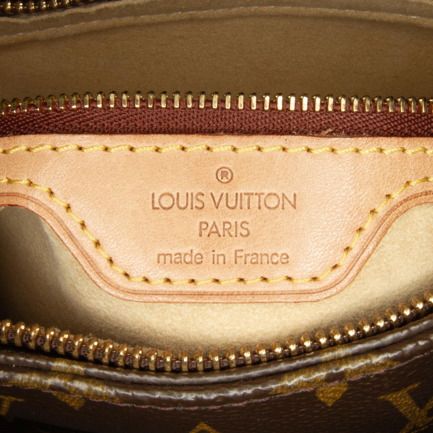 Louis Vuitton Monogram Looping GM (SHG-g3vGJc)