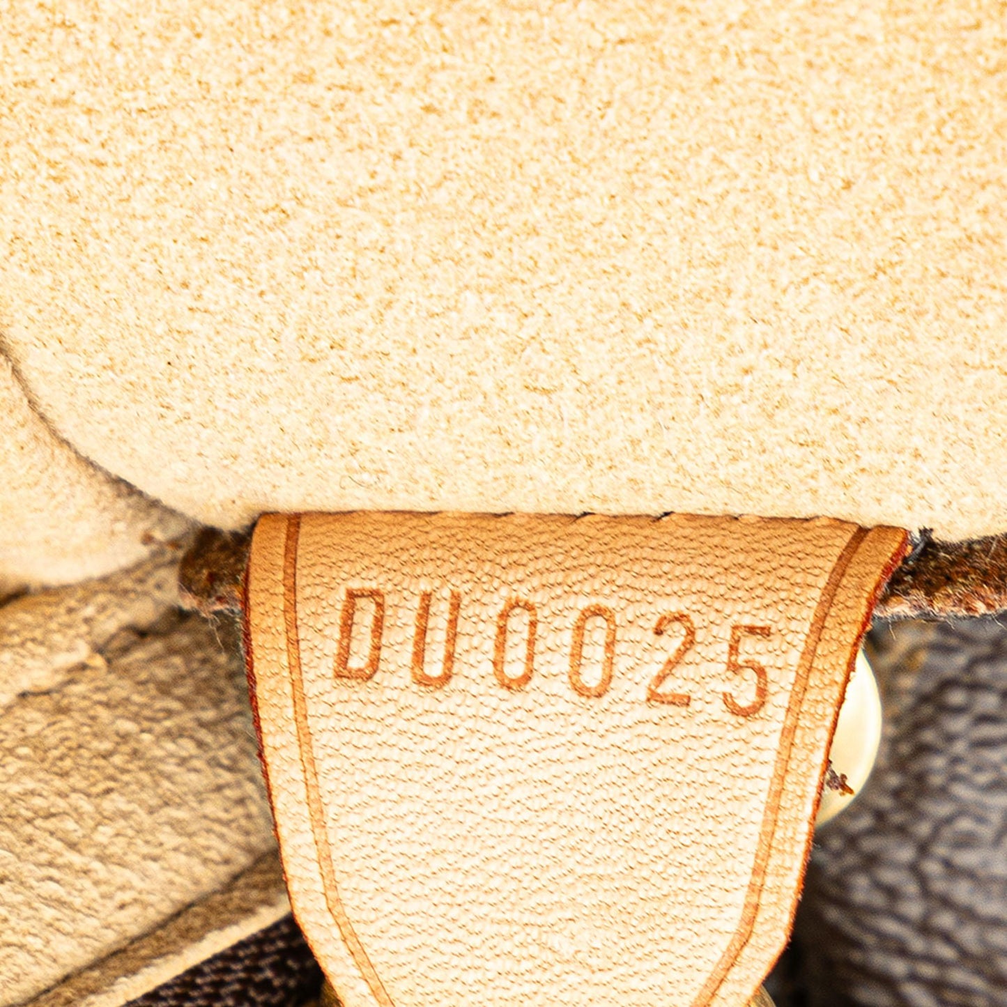 Louis Vuitton Monogram Looping GM (SHG-OCJNVS)