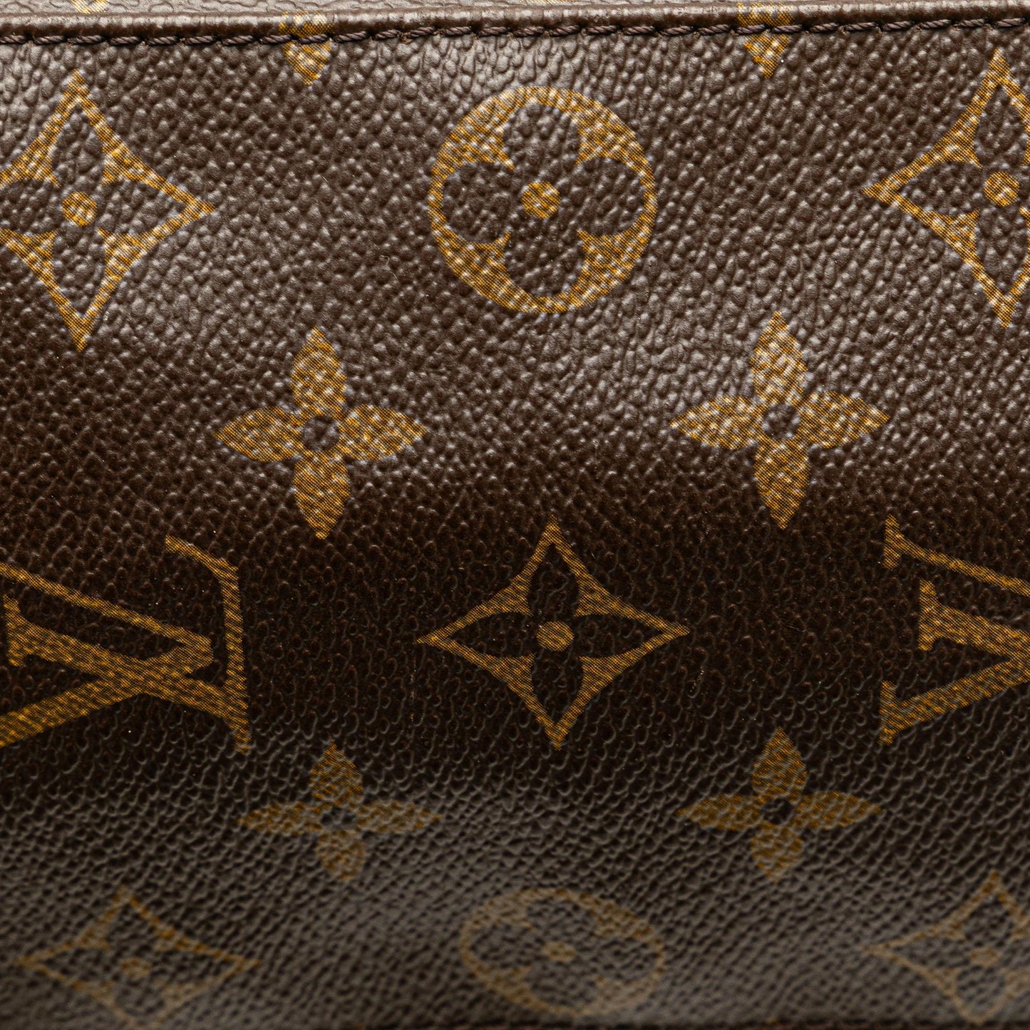 Louis Vuitton Monogram Looping GM (SHG-OCJNVS)