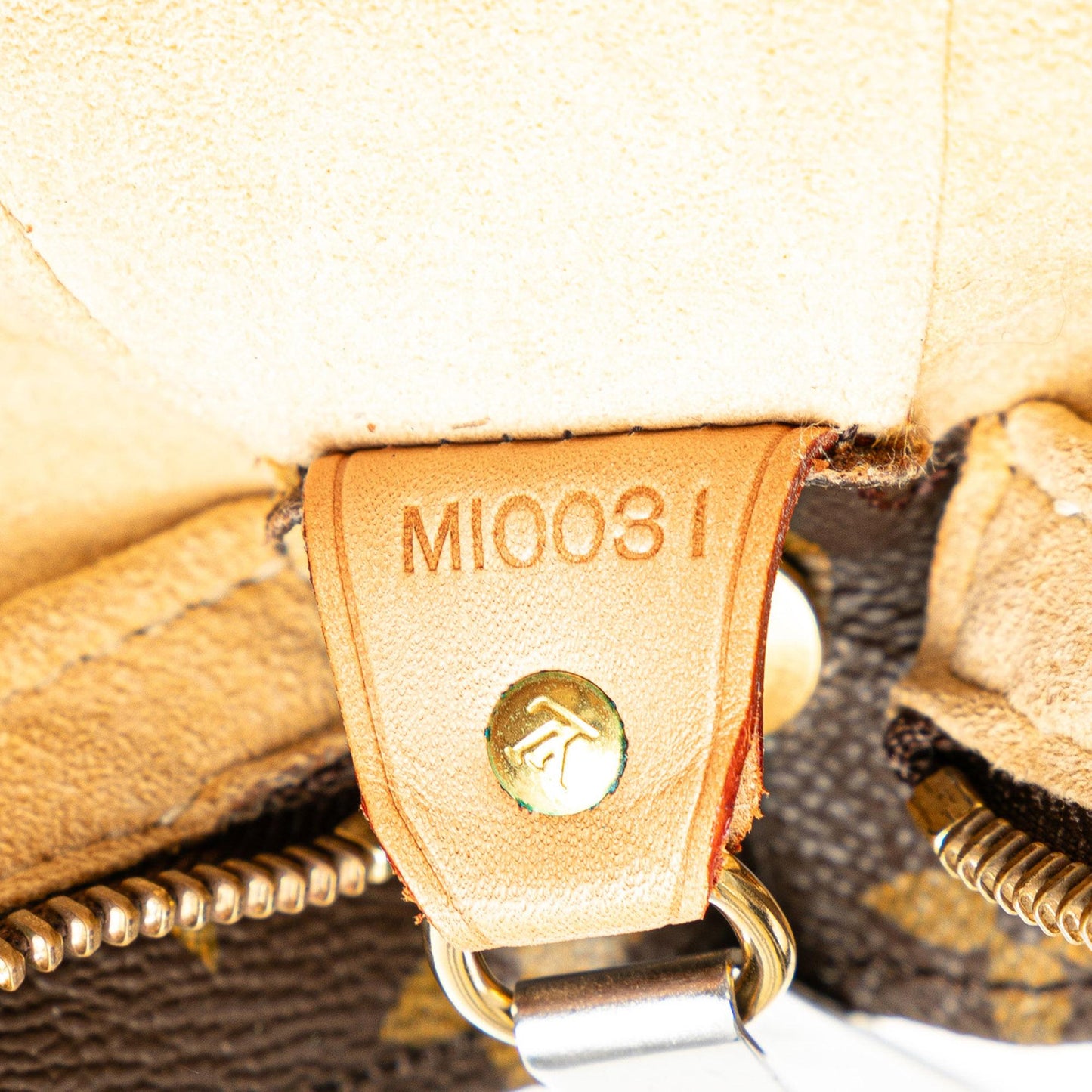 Louis Vuitton Monogram Looping GM (SHG-jkKPTh)