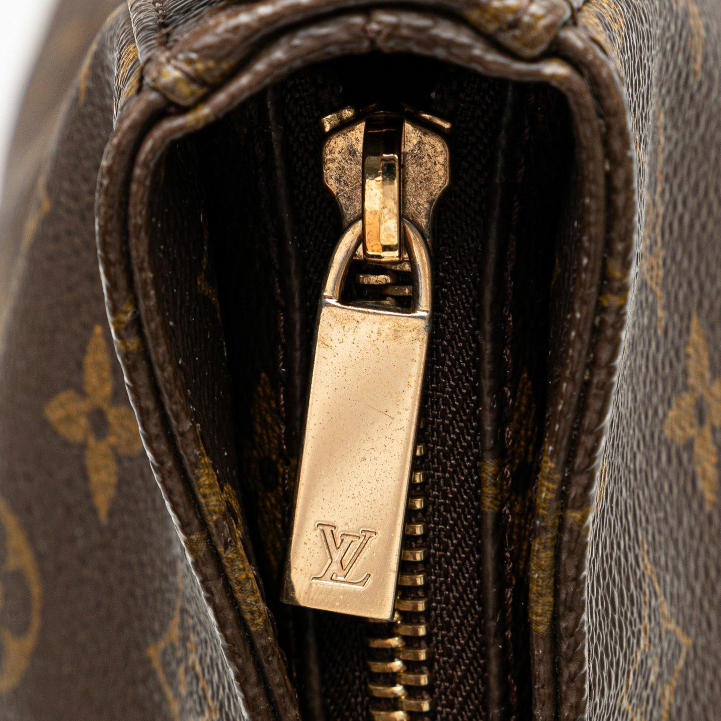 Louis Vuitton Monogram Looping GM (SHG-jkKPTh)