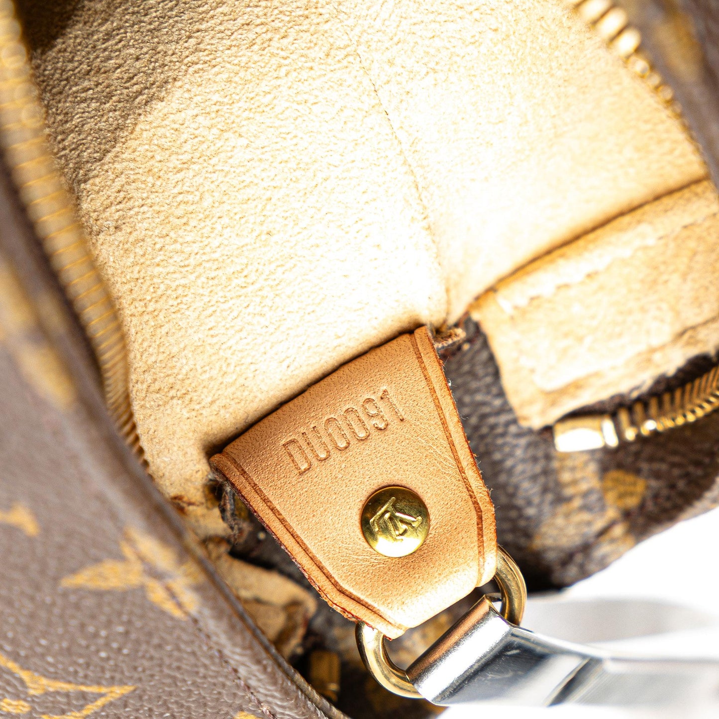 Louis Vuitton Monogram Looping GM