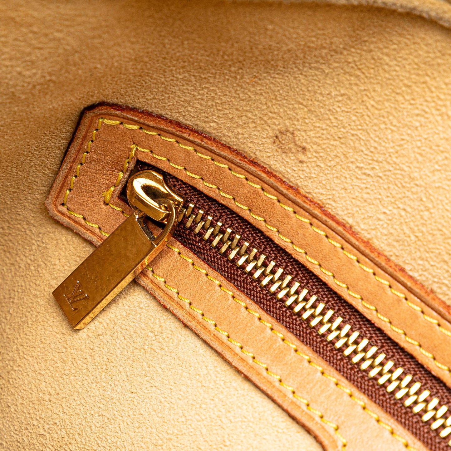 Louis Vuitton Monogram Looping GM