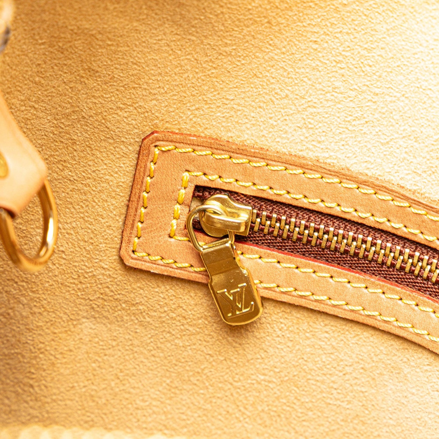 Louis Vuitton Monogram Looping GM