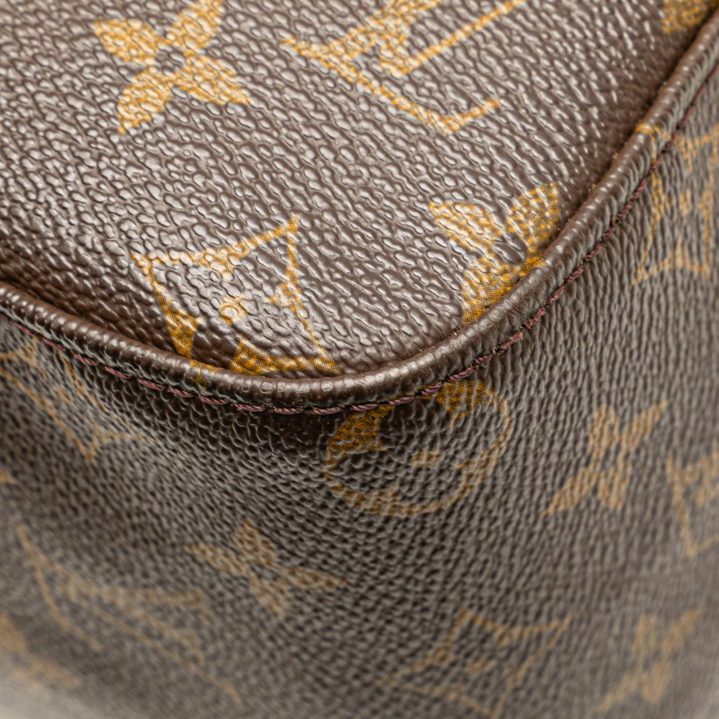Louis Vuitton Monogram Looping GM