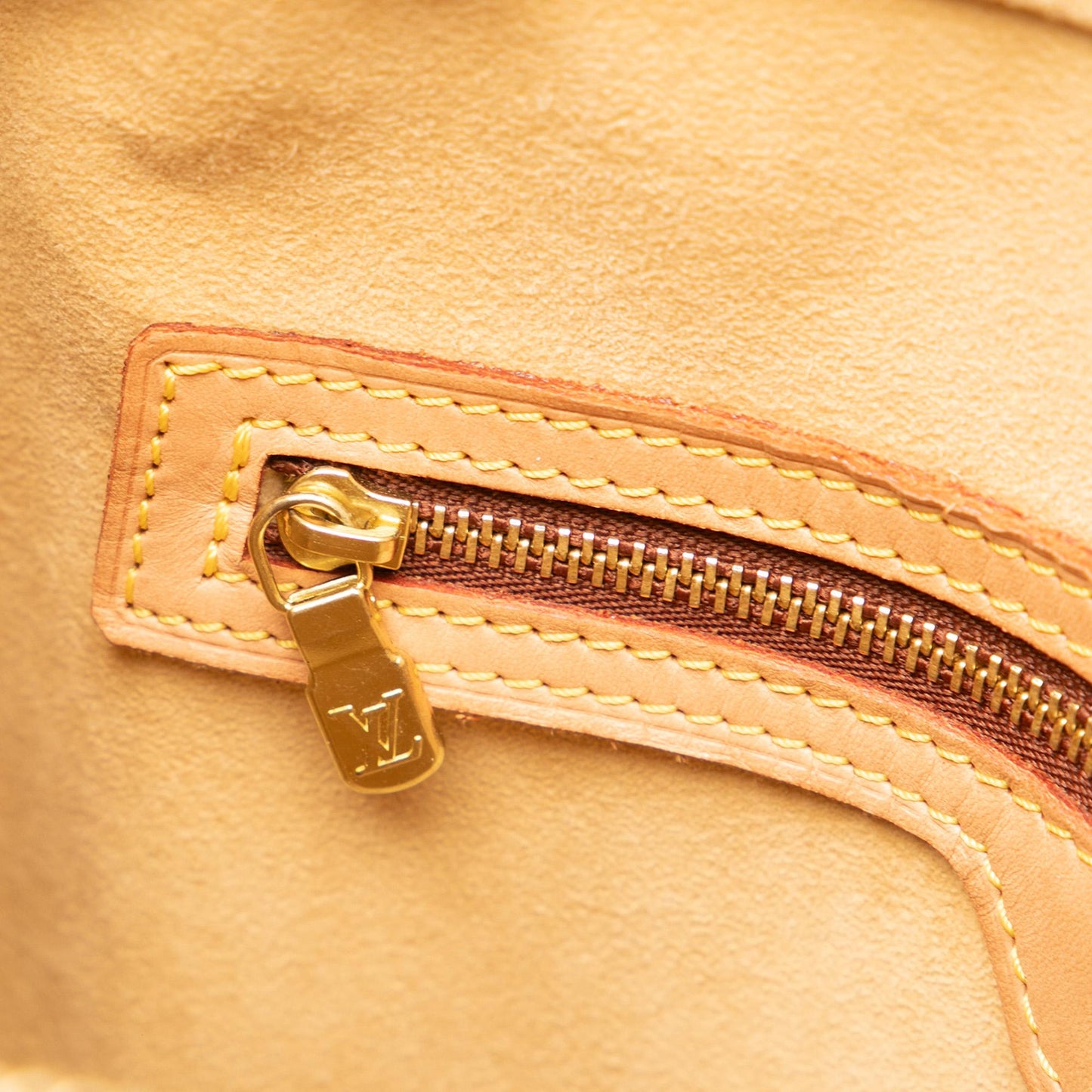 Louis Vuitton Monogram Looping GM