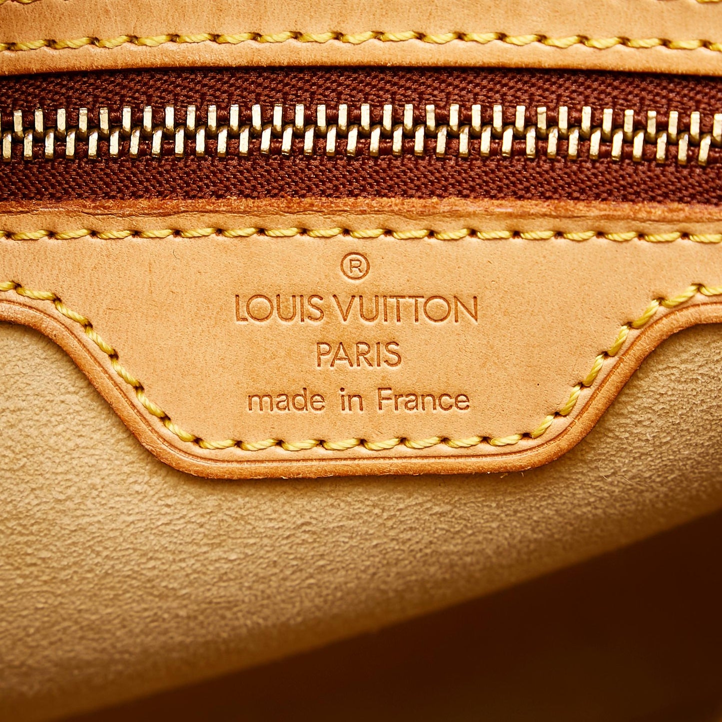 Louis Vuitton Monogram Looping MM (SHG-37256)