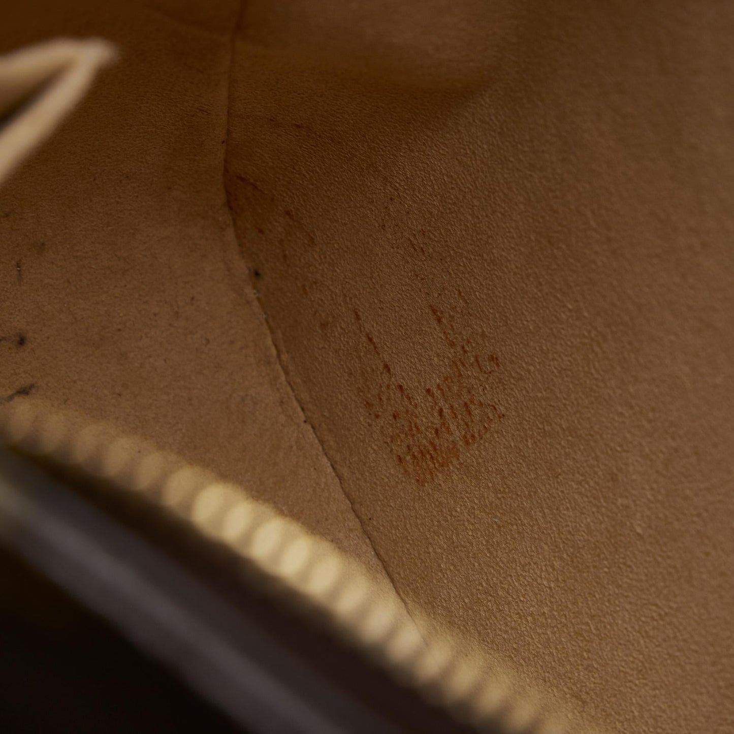 Louis Vuitton Monogram Looping MM (SHG-dSV4YP)