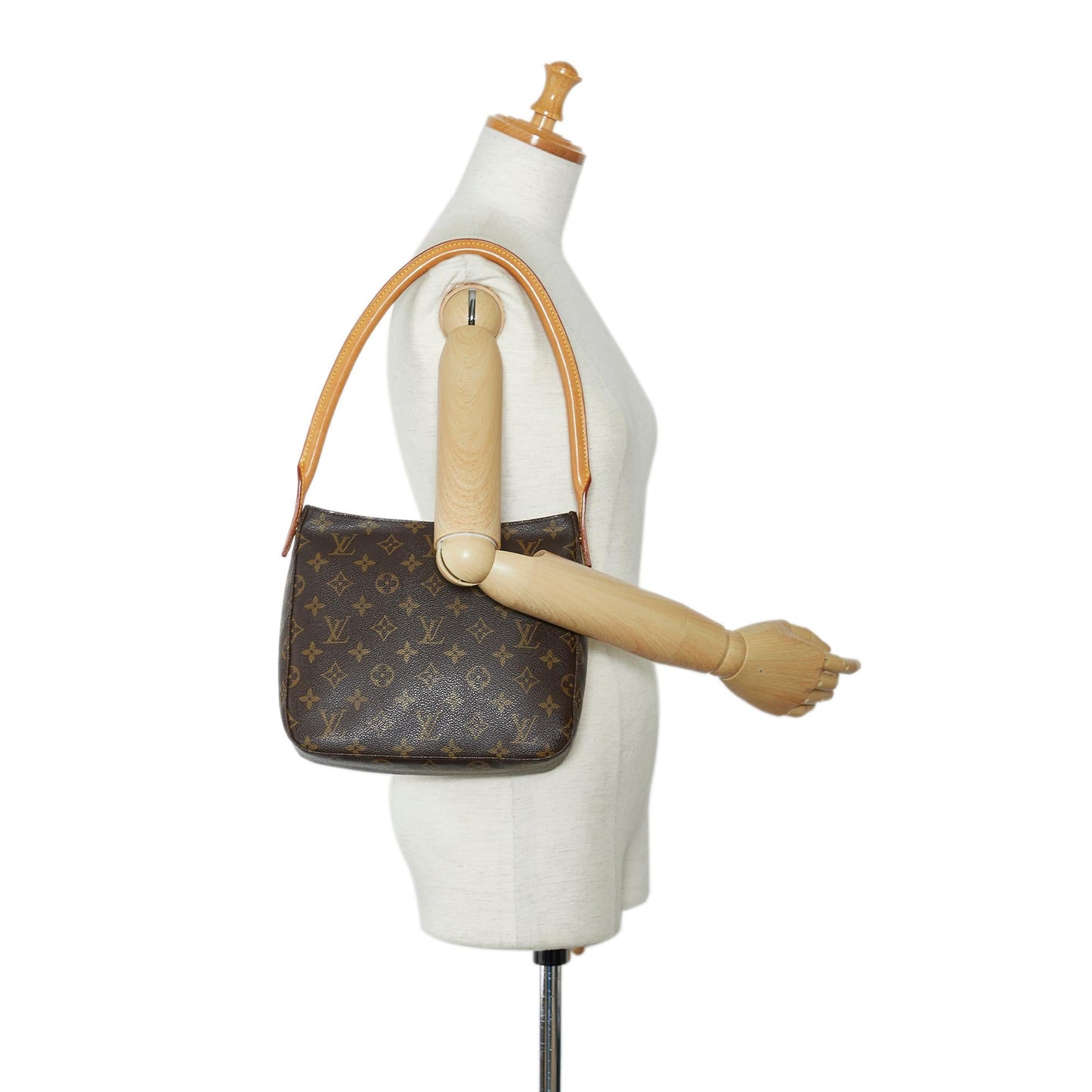 Louis Vuitton Monogram Looping MM (SHG-qCD8MO)