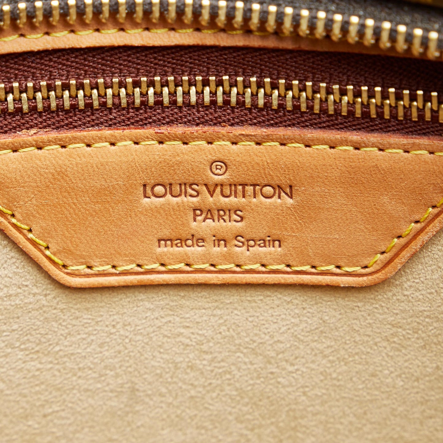 Louis Vuitton Monogram Luco Tote (SHG-Batpdl)