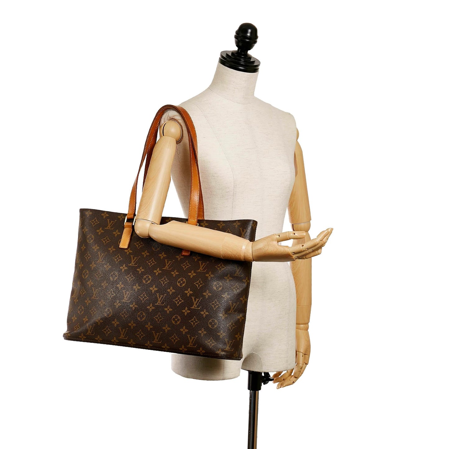Louis Vuitton Monogram Luco (SHG-30481)