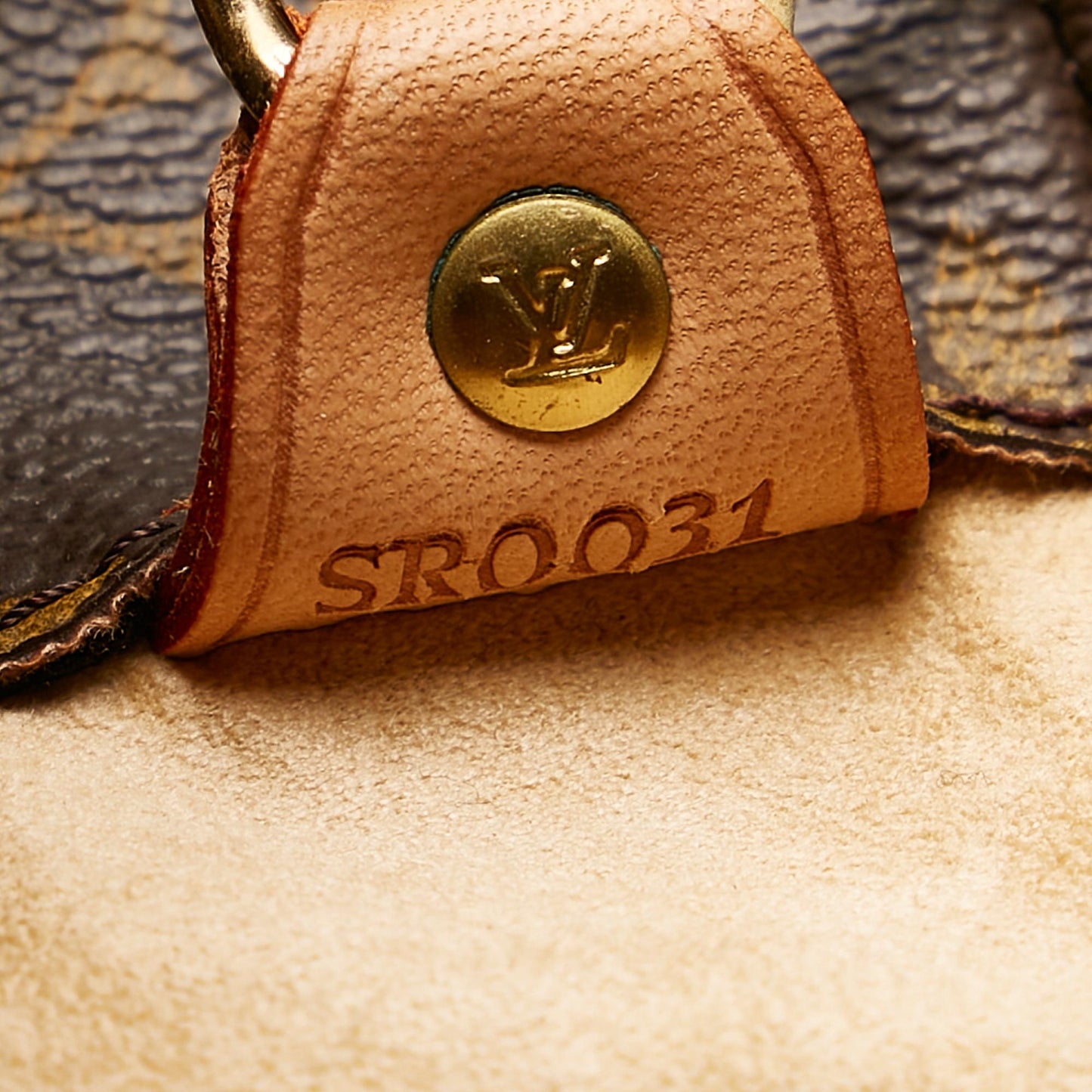 Louis Vuitton Monogram Luco (SHG-34569)