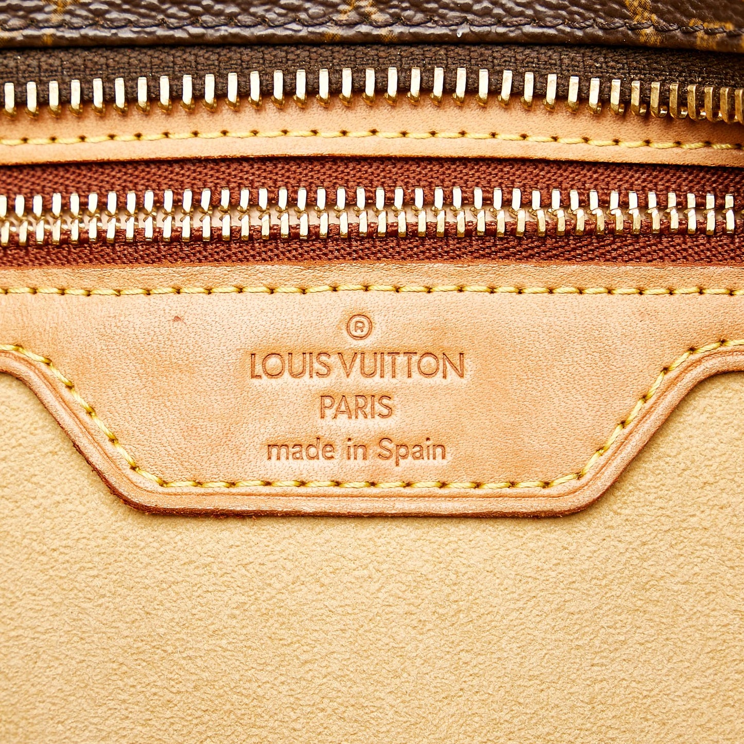 Louis Vuitton Monogram Luco (SHG-jarSeg)