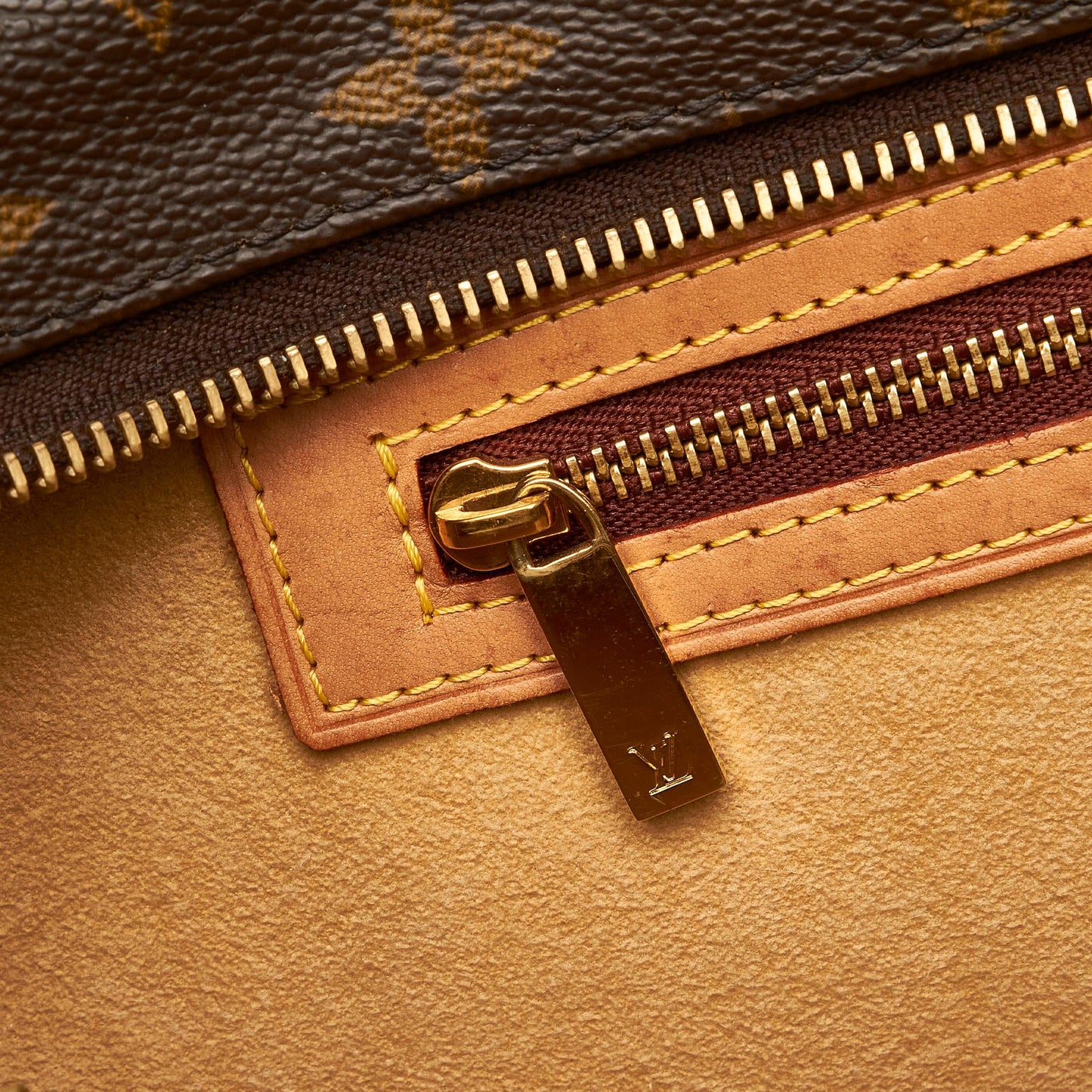 Louis Vuitton Monogram Luco (SHG-fAtE6M)