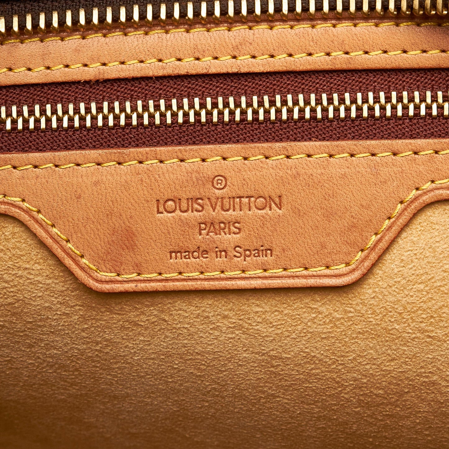 Louis Vuitton Monogram Luco (SHG-fAtE6M)
