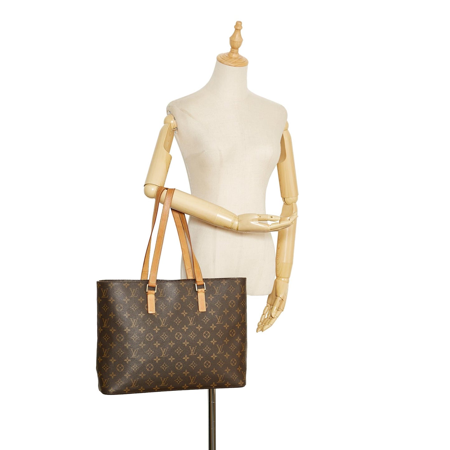 Louis Vuitton Monogram Luco (SHG-M3l08g)