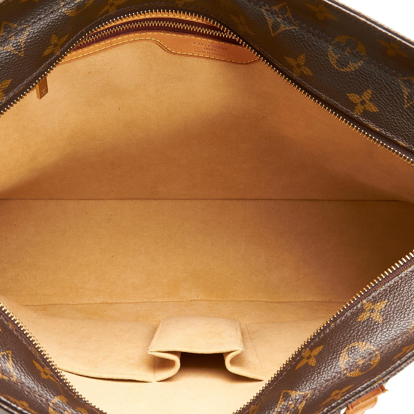 Louis Vuitton Monogram Luco (SHG-Kd7gn5)