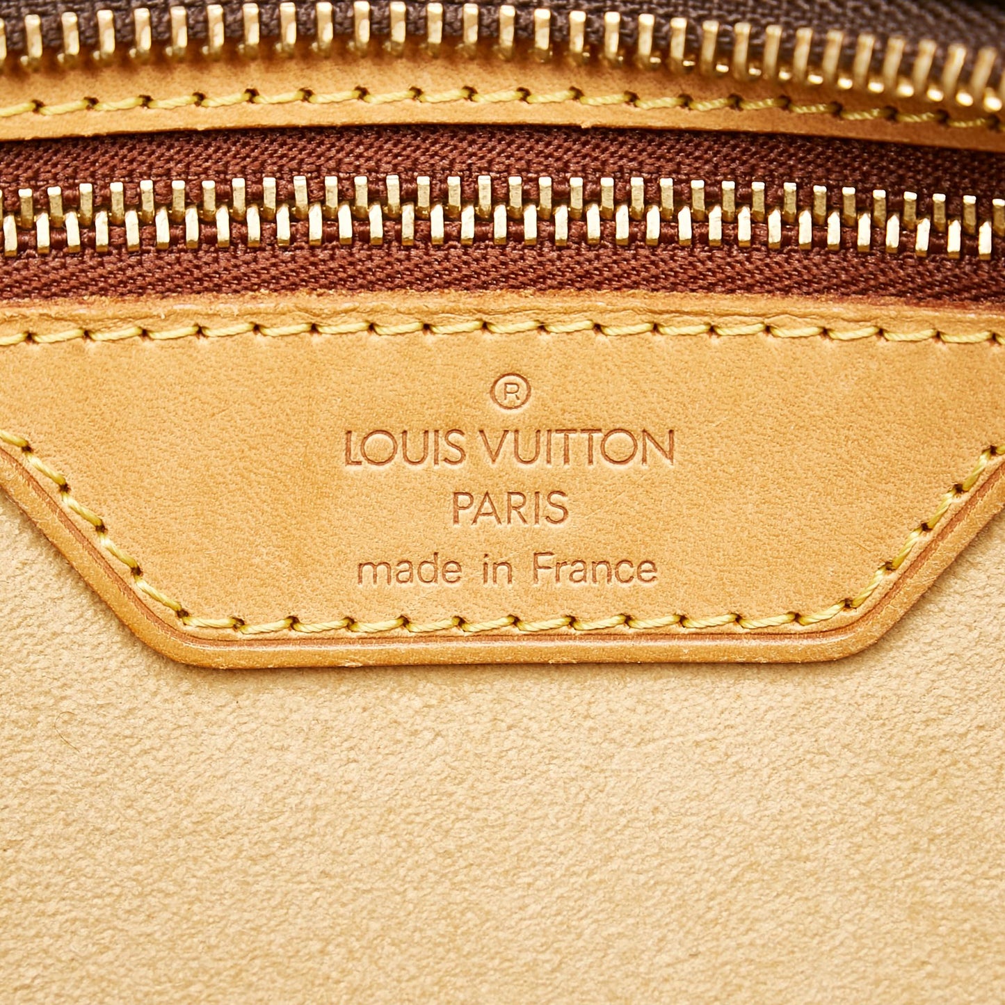 Louis Vuitton Monogram Luco (SHG-OwZmE8)