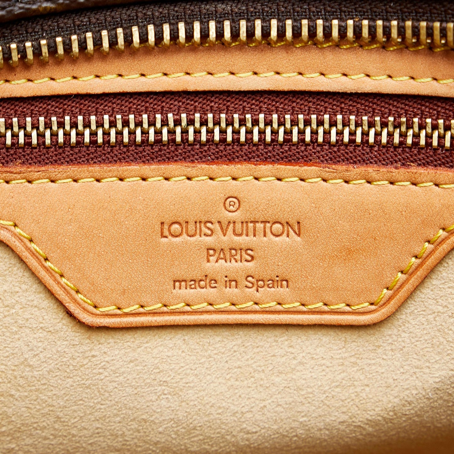 Louis Vuitton Monogram Luco (SHG-kyvX73)