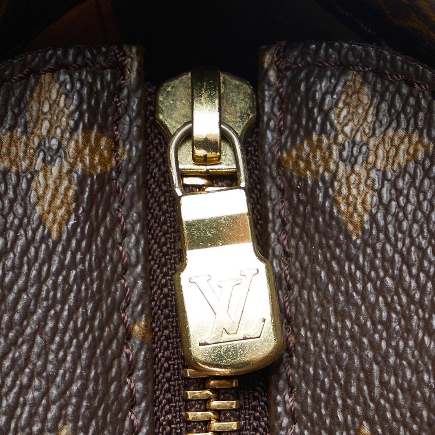 Louis Vuitton Monogram Luco (SHG-QYpc02)