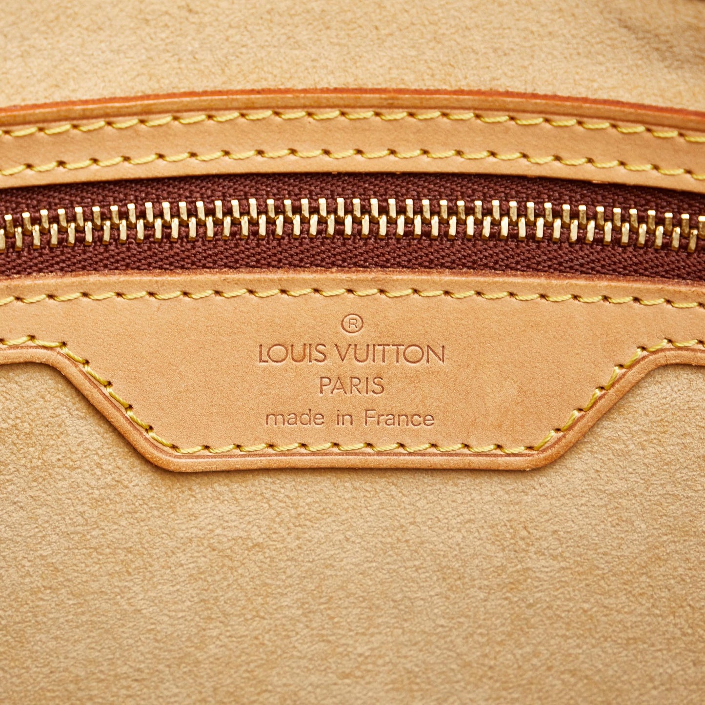 Louis Vuitton Monogram Luco (SHG-QNnwro)
