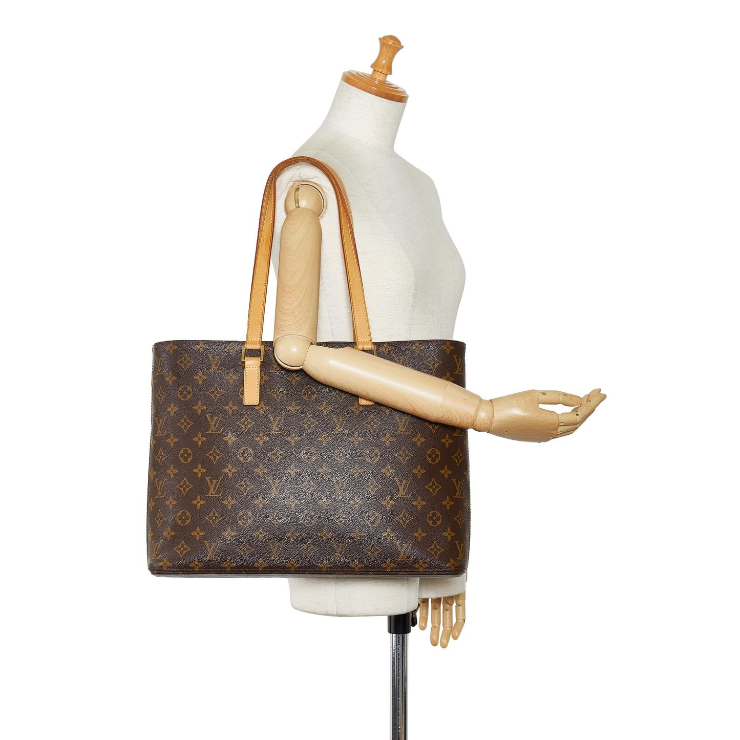 Louis Vuitton Monogram Luco (SHG-QNnwro)