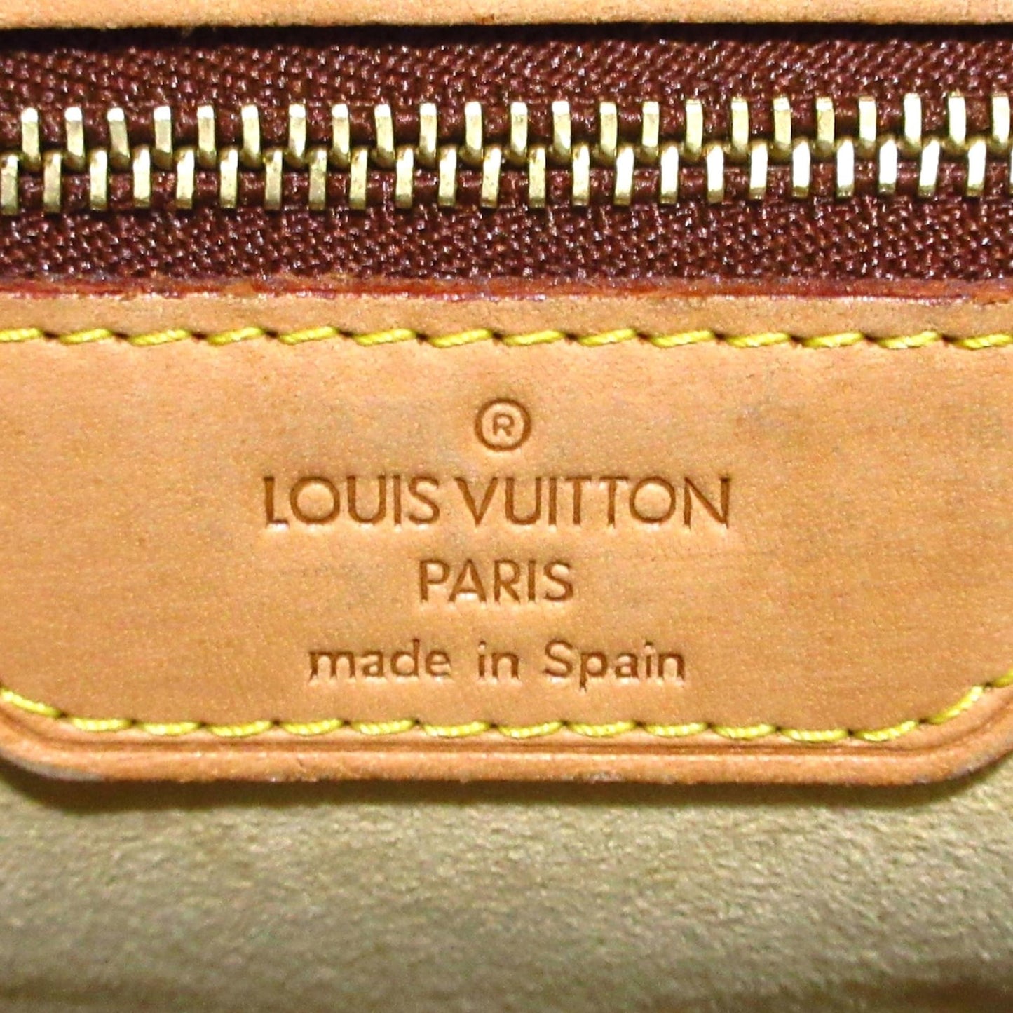 Louis Vuitton Monogram Luco (SHG-n0qUAI)