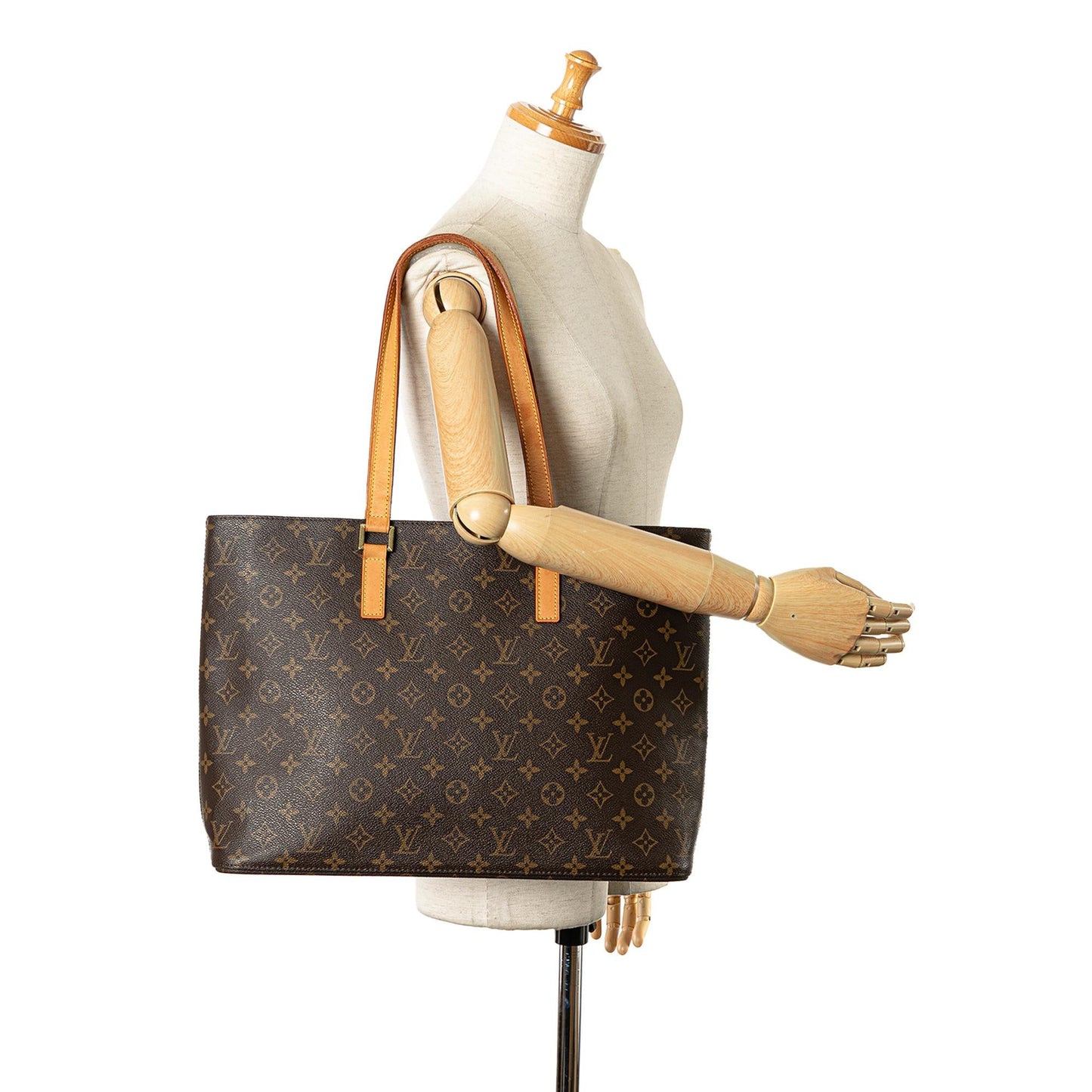 Louis Vuitton Monogram Luco (SHG-AcaXAB)