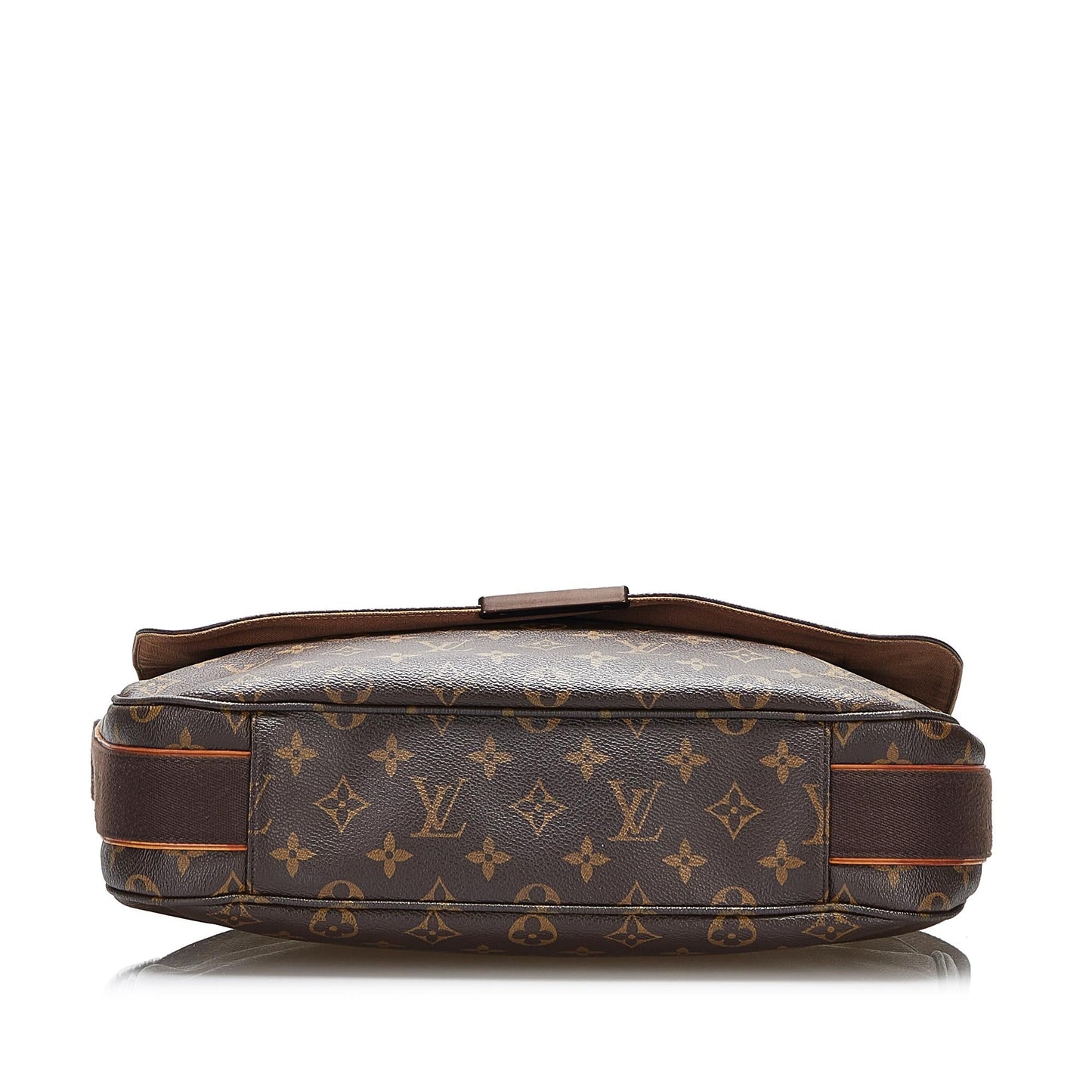 Louis Vuitton Monogram Macassar Bass MM (SHG-PAlLrk)