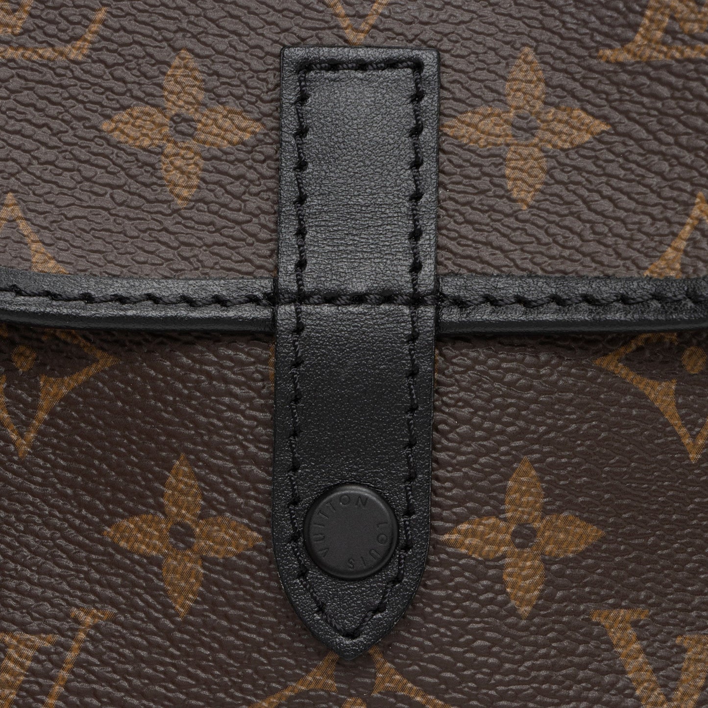 Louis Vuitton Monogram Macassar Christopher Wearable Wallet Shoulder Bag (SHF-YY0zm4)