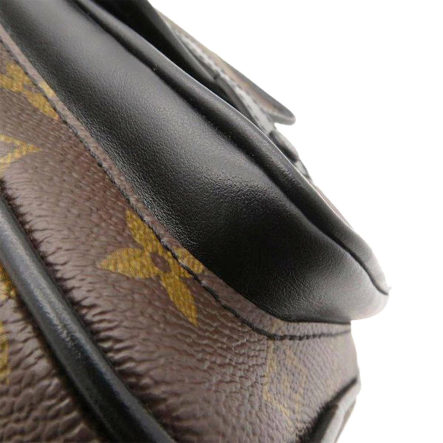 Louis Vuitton Monogram Macassar Christopher Wearable (SHG-Iwp5dc)