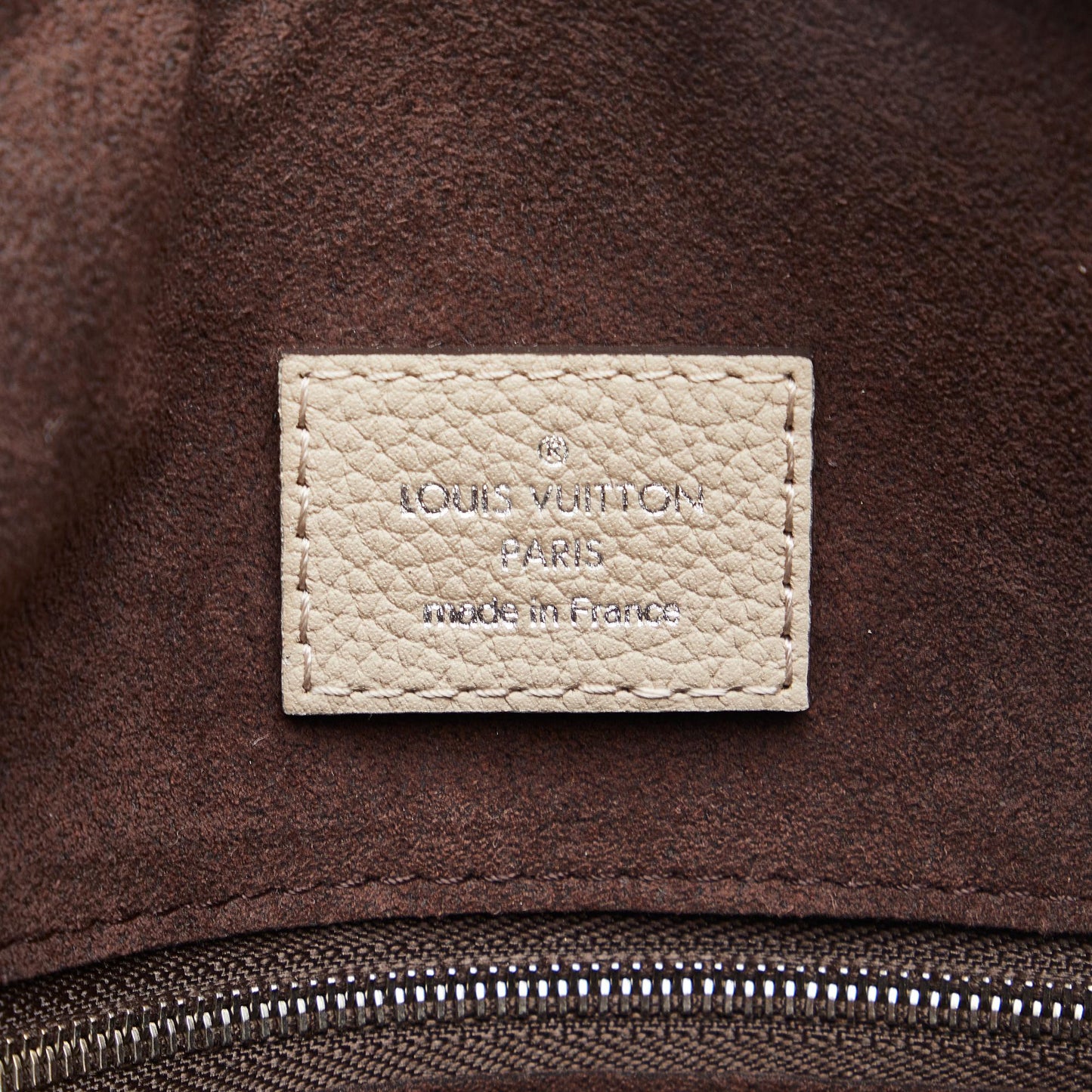Louis Vuitton Monogram Mahina Babylone Chain BB (SHG-xV5HYz)