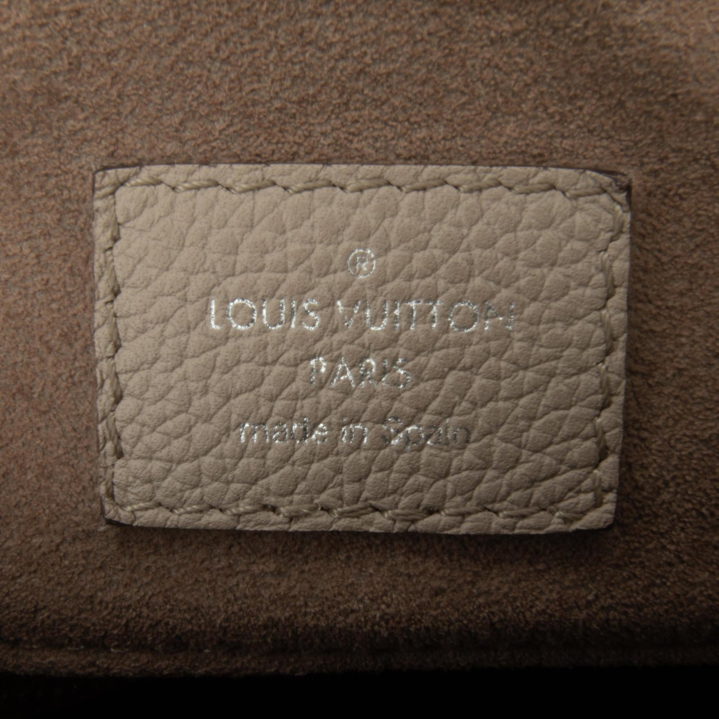 Louis Vuitton Monogram Mahina Beaubourg Hobo (SHG-RRJQOV)