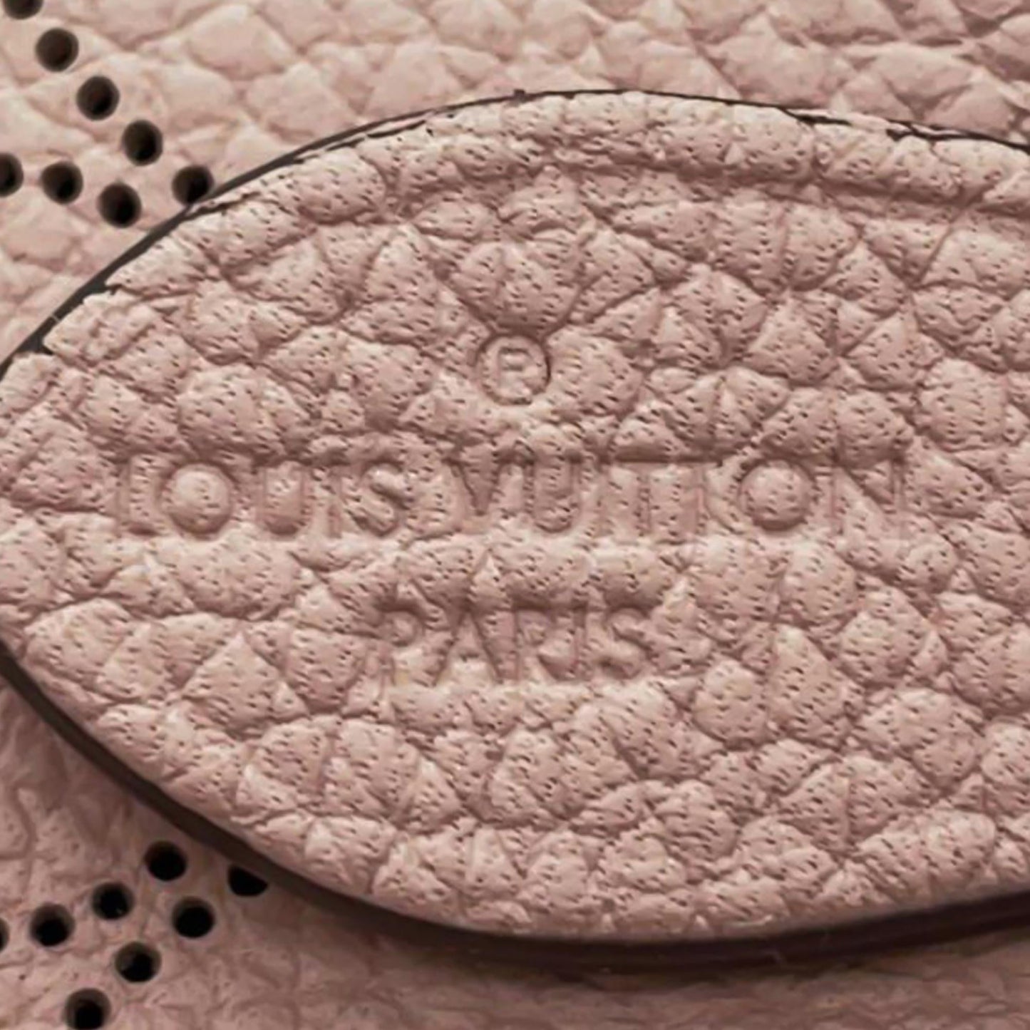 Louis Vuitton Monogram Mahina Bella (SHG-iEtNiU)