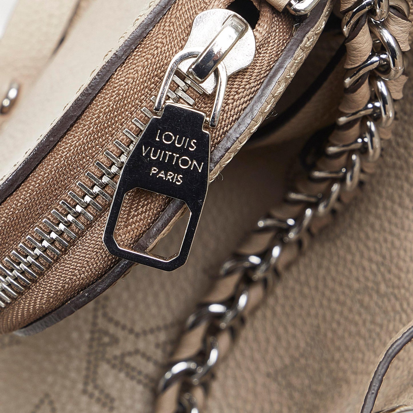 Louis Vuitton Monogram Mahina Bella (SHG-UXl6Gr)
